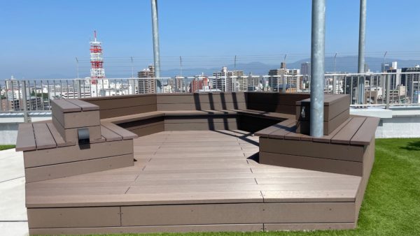 久留米市　某マンション屋上デッキ