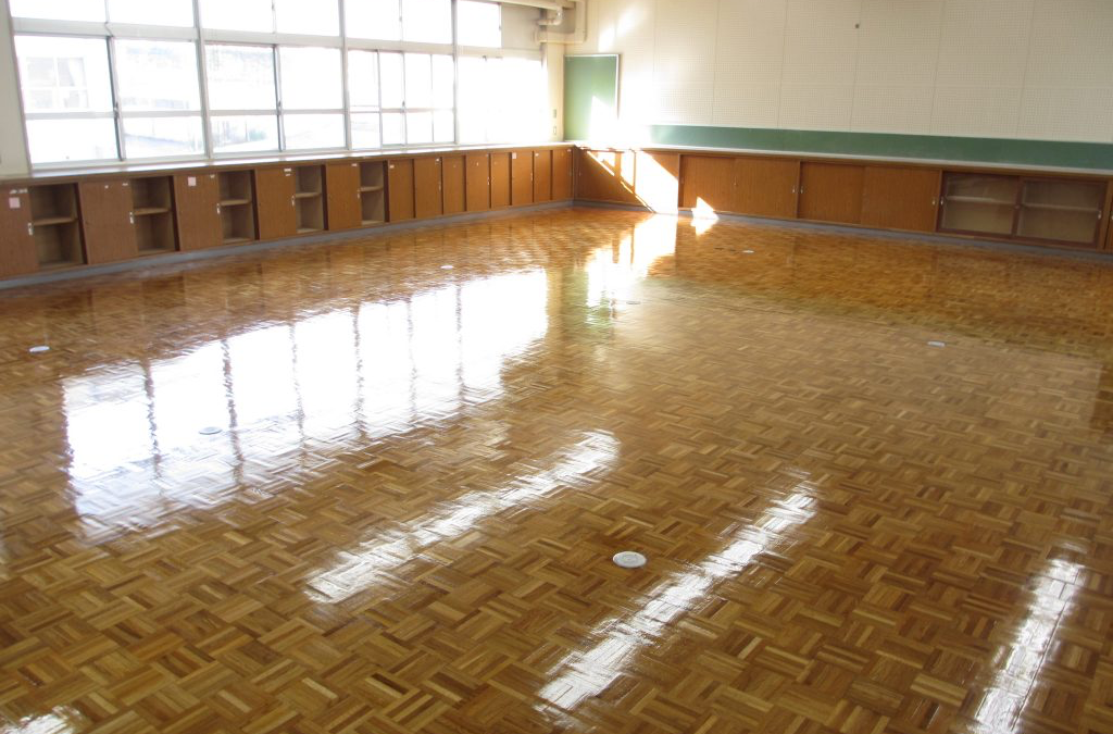 佐賀県　某中学校再研磨塗装